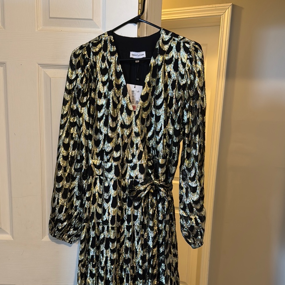 Elegant Black and Gold Women's Dress